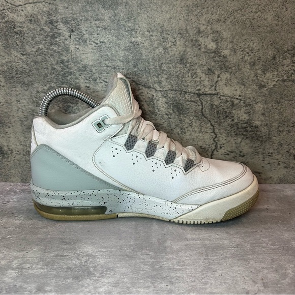 Nike Air Jordan Flight Origin Sneakers Womens sz 7 - white/grey - Picture 3 of 7